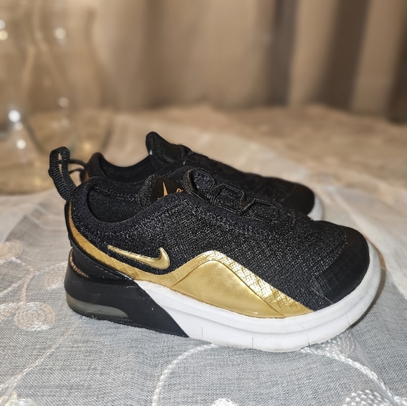 Nike Other - Kids Nike Air Max size 7C